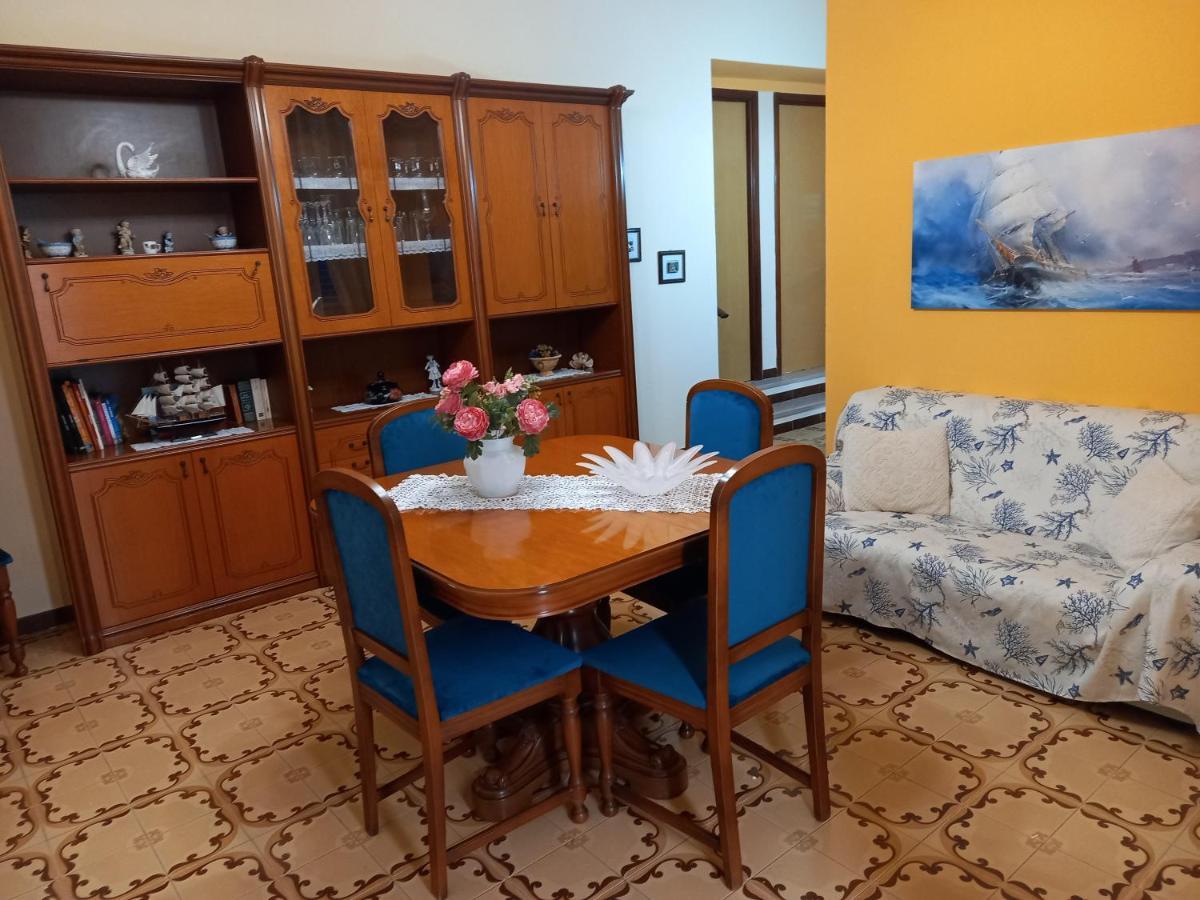 Casa Blu Oltremare Vila SantʼAntìoco Exterior foto